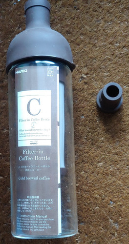 Hario filter coffee - filter-in, bottle